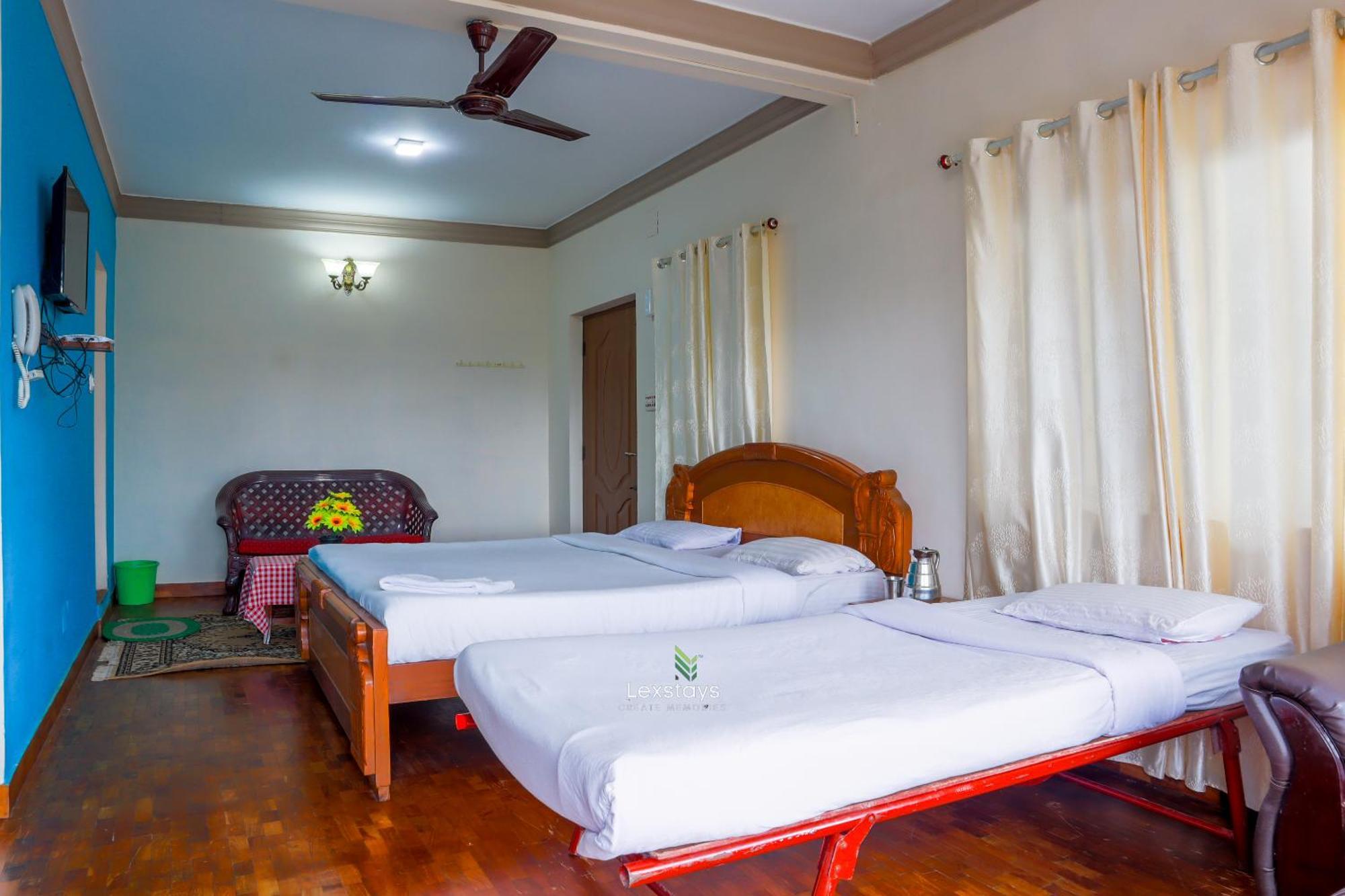 Vijaya Deepa Guest House By Lexstays 쿠누르 외부 사진