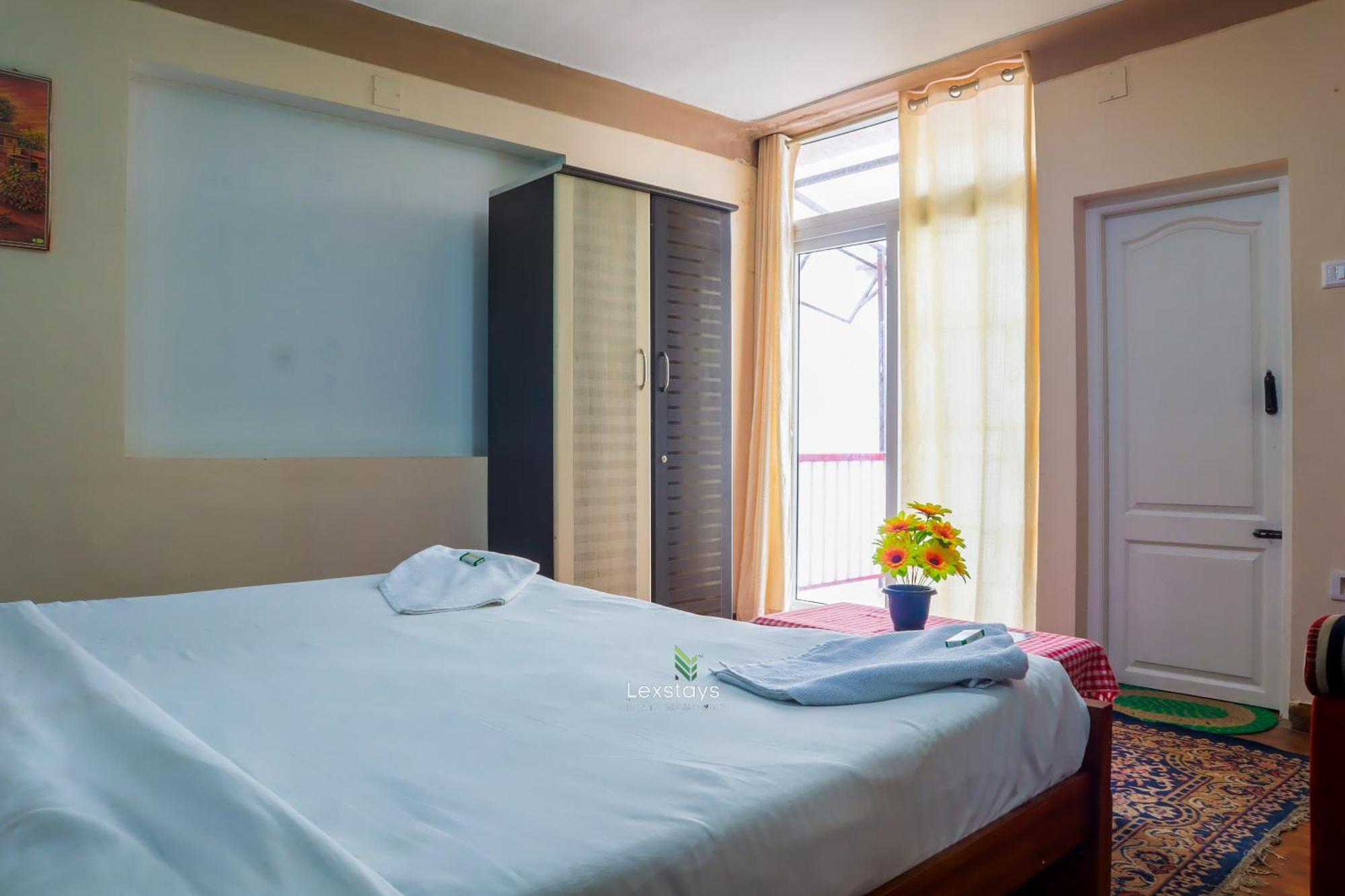 Vijaya Deepa Guest House By Lexstays 쿠누르 외부 사진
