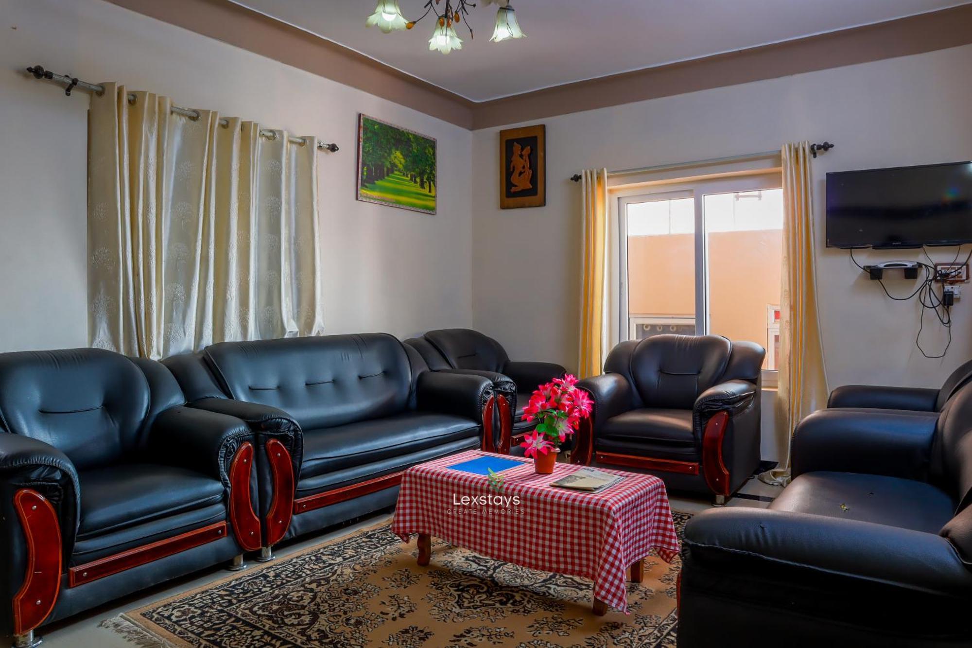 Vijaya Deepa Guest House By Lexstays 쿠누르 외부 사진