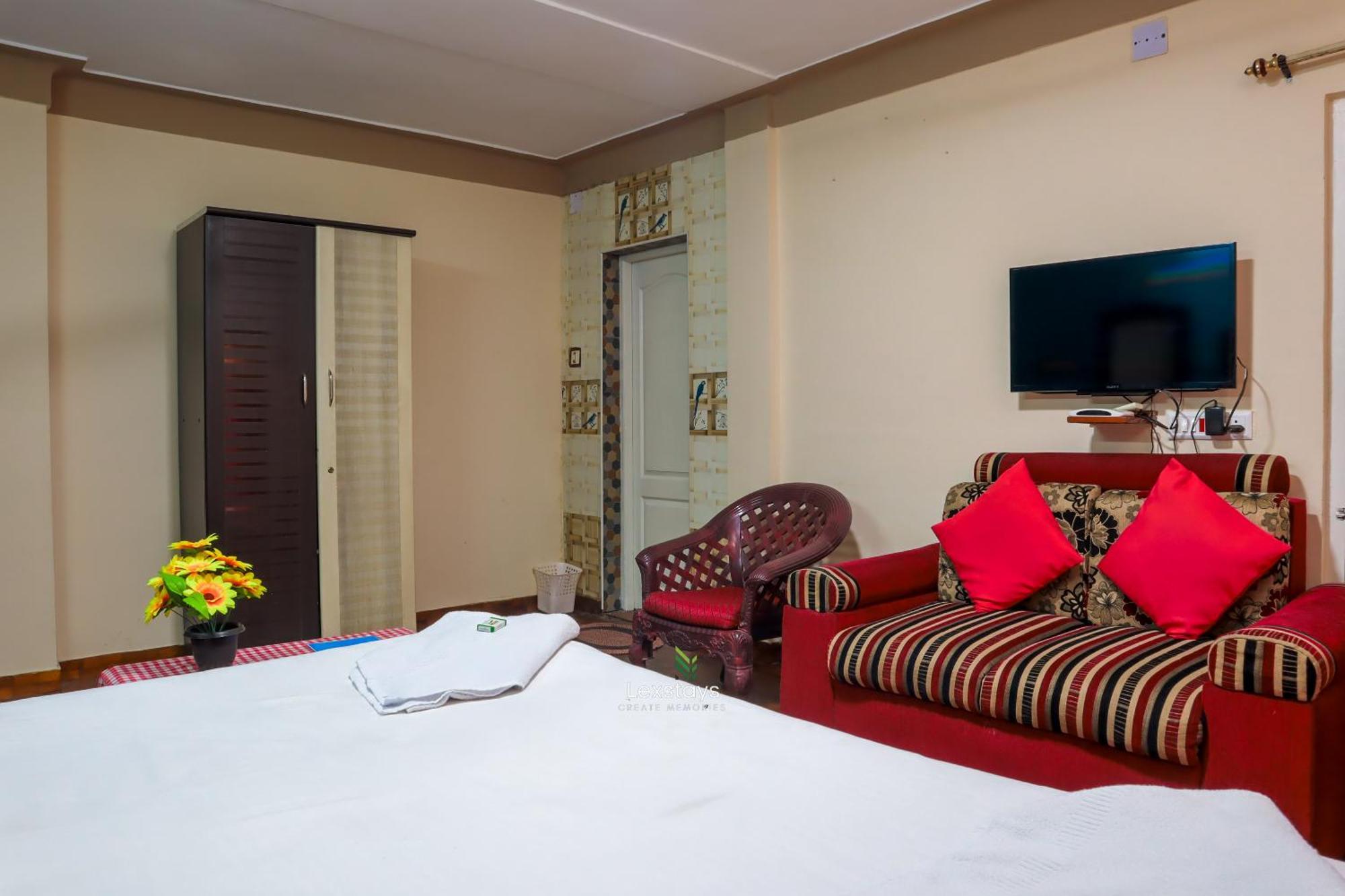 Vijaya Deepa Guest House By Lexstays 쿠누르 외부 사진